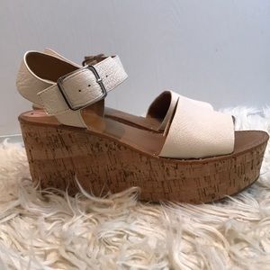 Franci Sarto Platform sandles